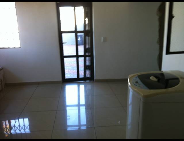 4 bed property to rent in KIBLER PARK